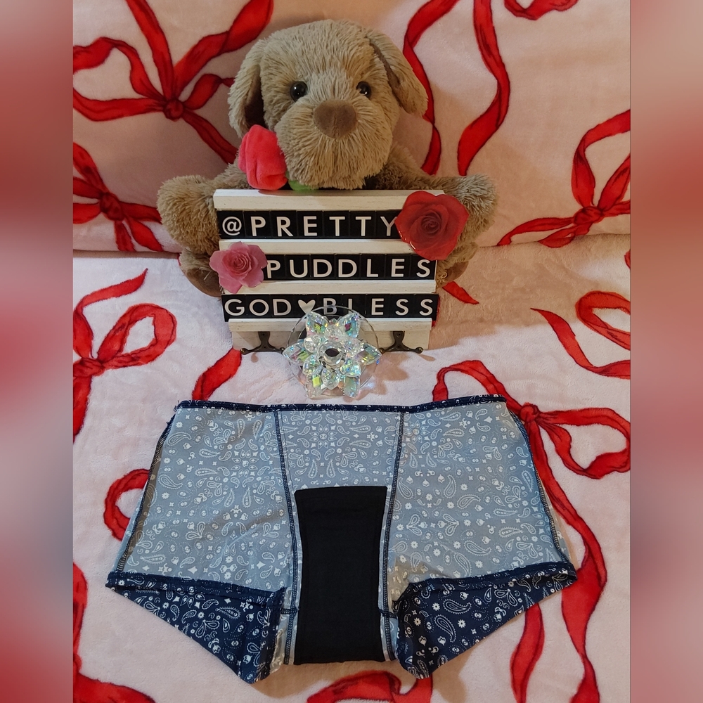 💙 PINK Victoria's Secret Period Boyshort Panty 💙 - Picture 3 of 16